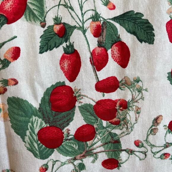 NEW Cece Woven Top Boho Blouse Shirt Linen Blend Red Green Strawberry print sz M - Picture 8 of 8